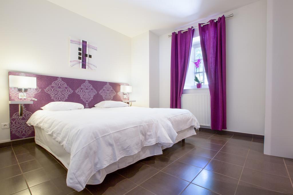 Gite-Hôtel La Cabourne Saint-Privat-dʼAllier Quarto foto